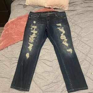 Torrid premium EUC Sz 18  destructed boyfriend jeans